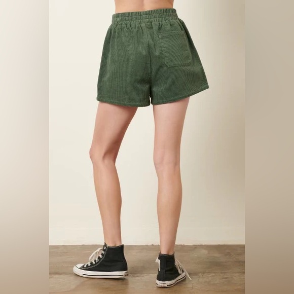 Mitto Shop Corduroy High Rise Pull On Shorts Olive Green Size Large NEW - Picture 3 of 9